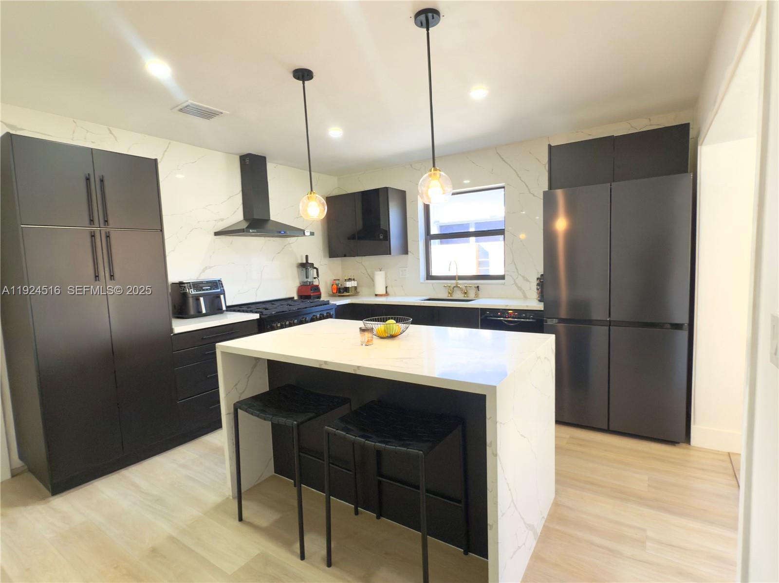 325 NE 121st Ter North Miami, FL 33161