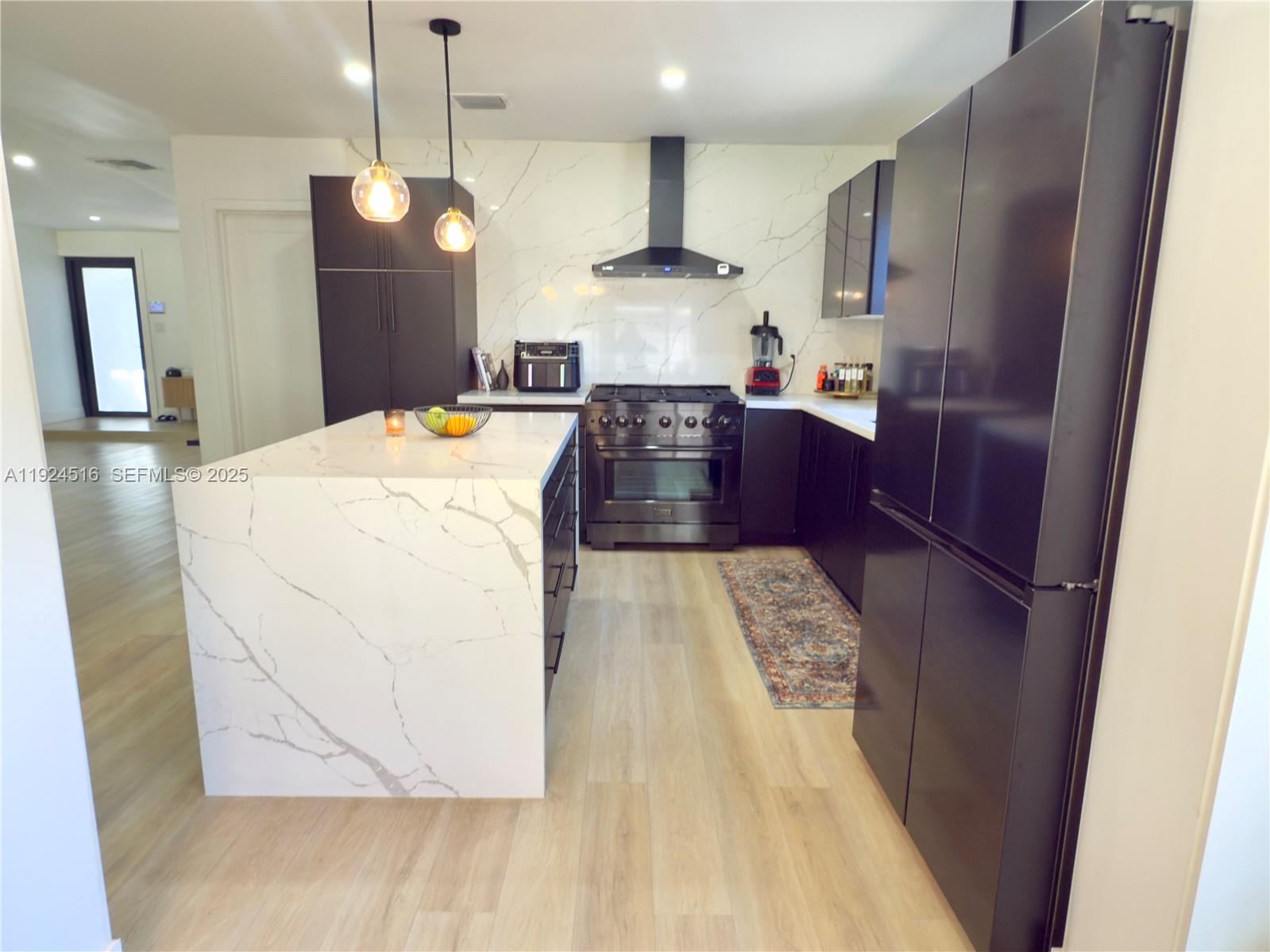 325 NE 121st Ter North Miami, FL 33161