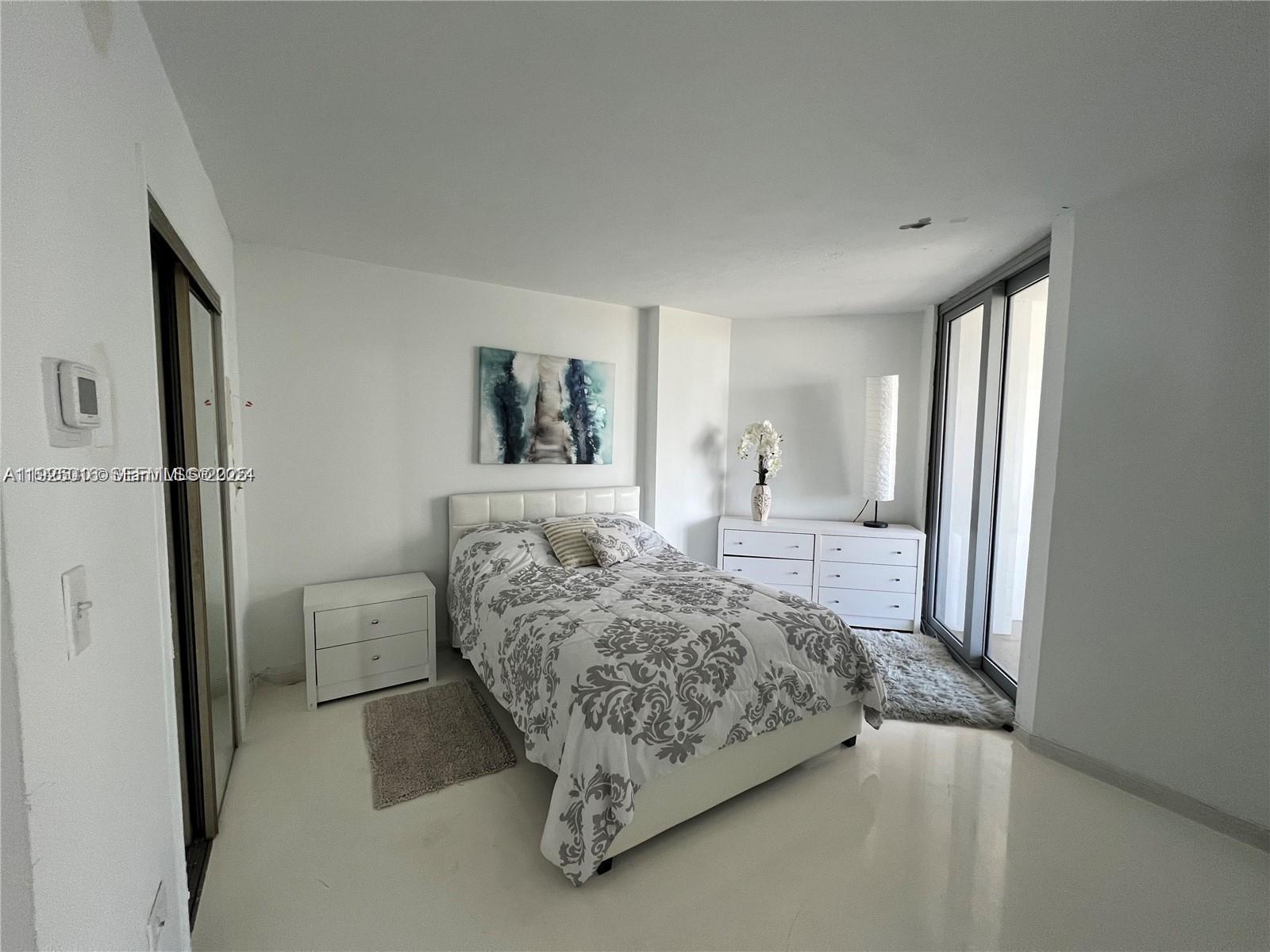 5555 Collins Ave #7T Miami Beach, FL 33140