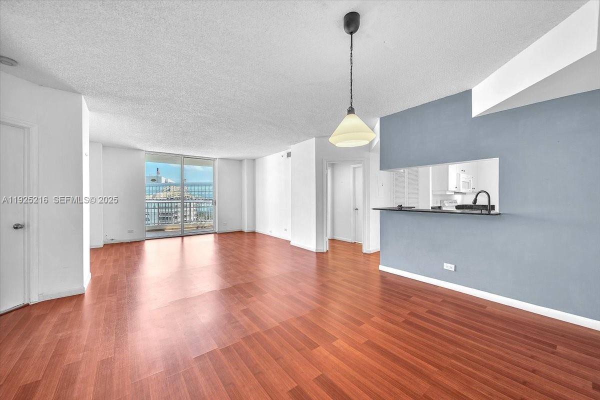 701 Brickell Key Blvd #1911 Miami, FL 33131