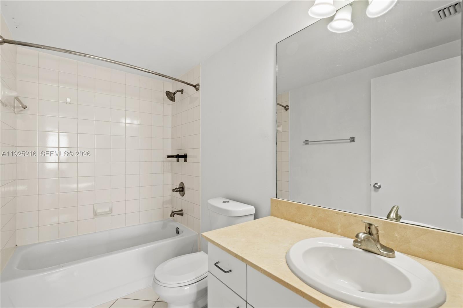 image Courvoisier Courts57