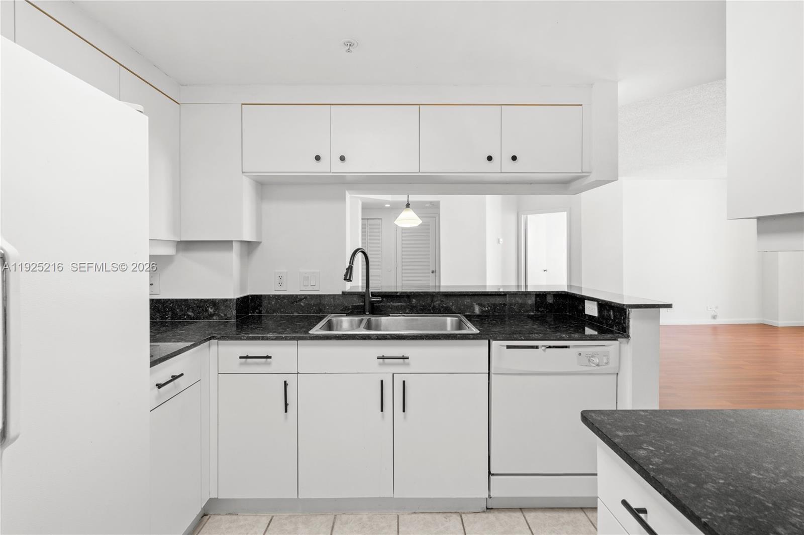 image Courvoisier Courts63