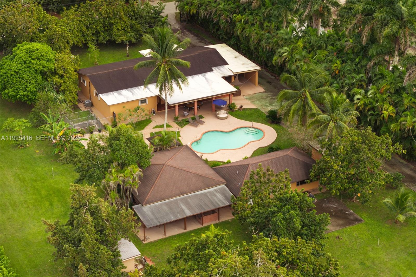 20450 SW 198th Ave Miami, FL 33187