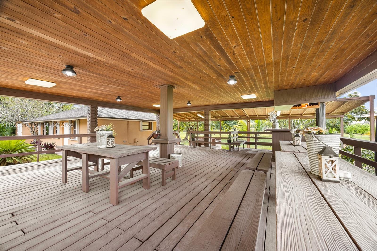 20450 SW 198th Ave Miami, FL 33187