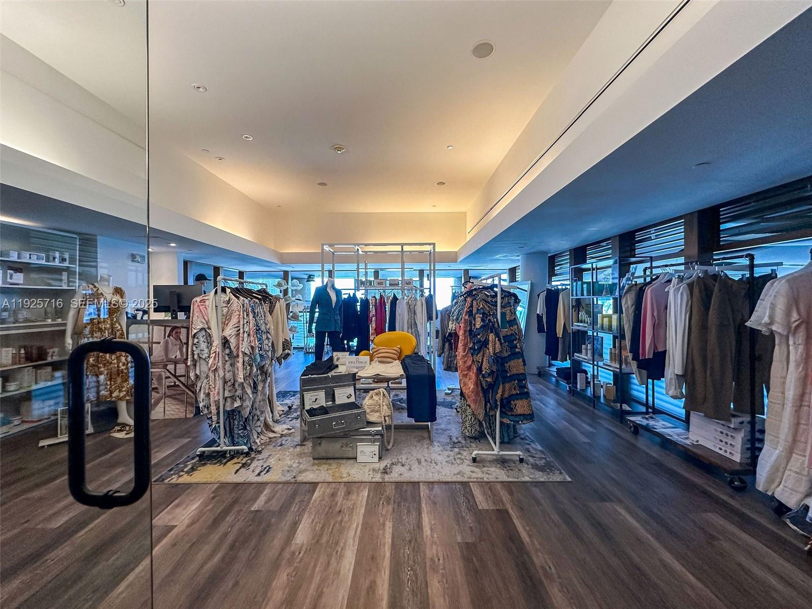 6899 Collins Ave #1801 Miami Beach, FL 33141