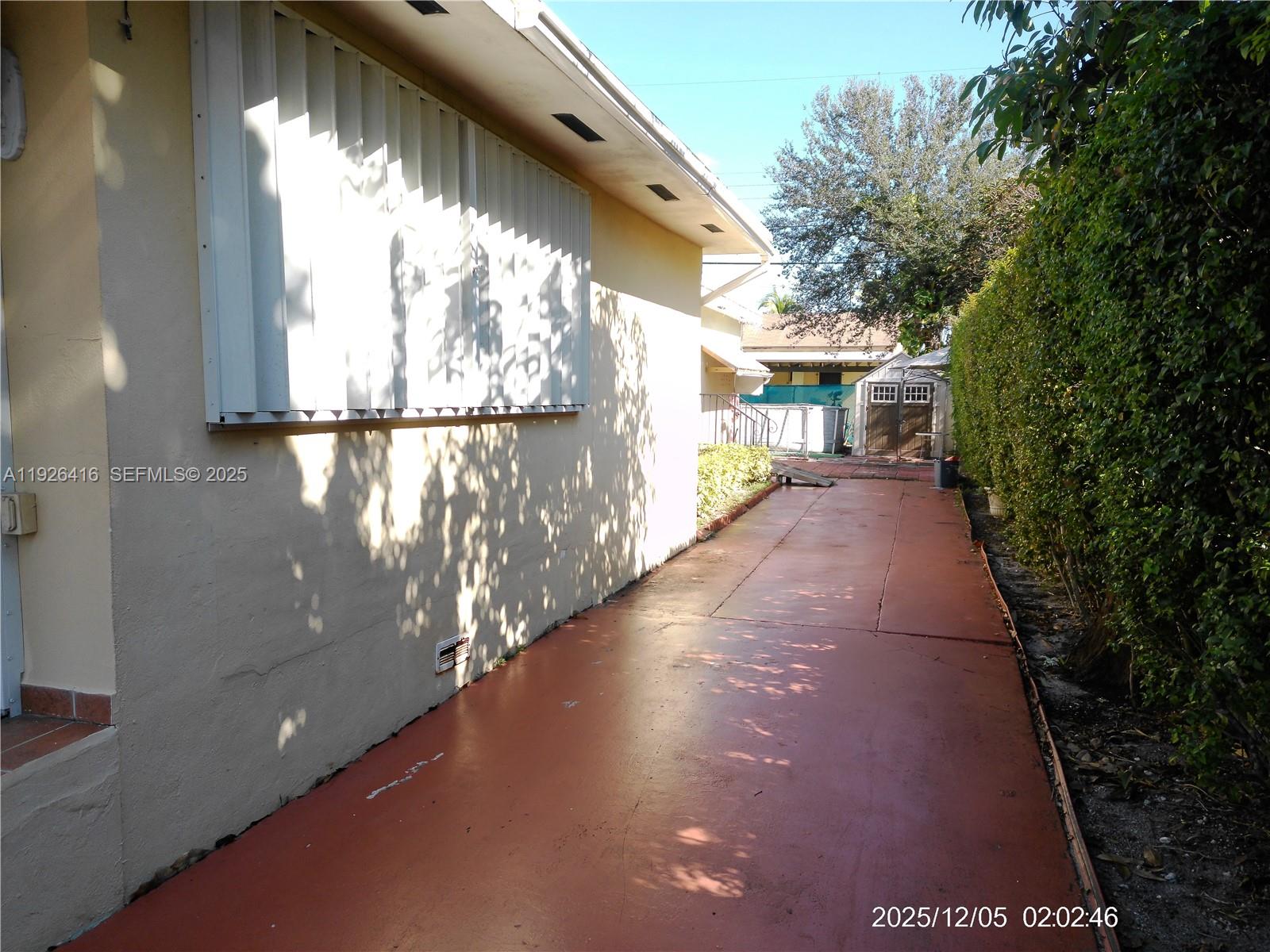 421 NW 32nd Ct Miami, FL 33125