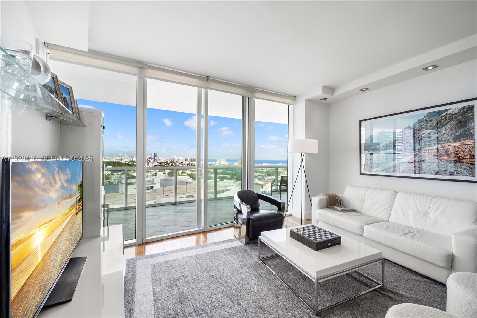 450 Alton Rd #1610 Miami Beach, FL 33139