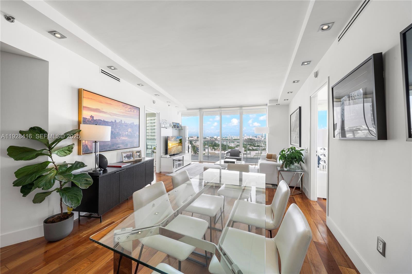 450 Alton Rd #1610 Miami Beach, FL 33139