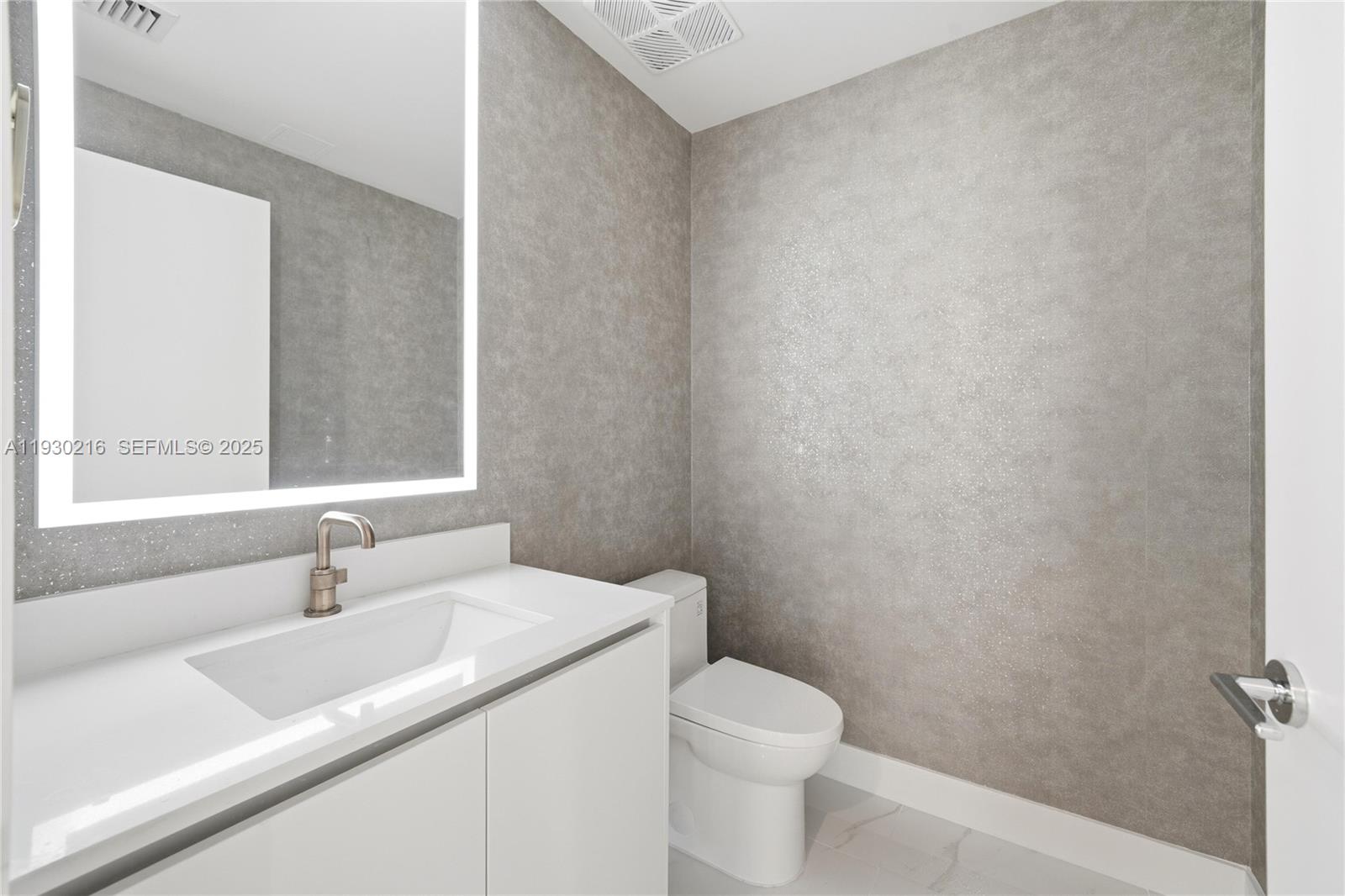 700 NE 24th St #4801 Miami, FL 33137