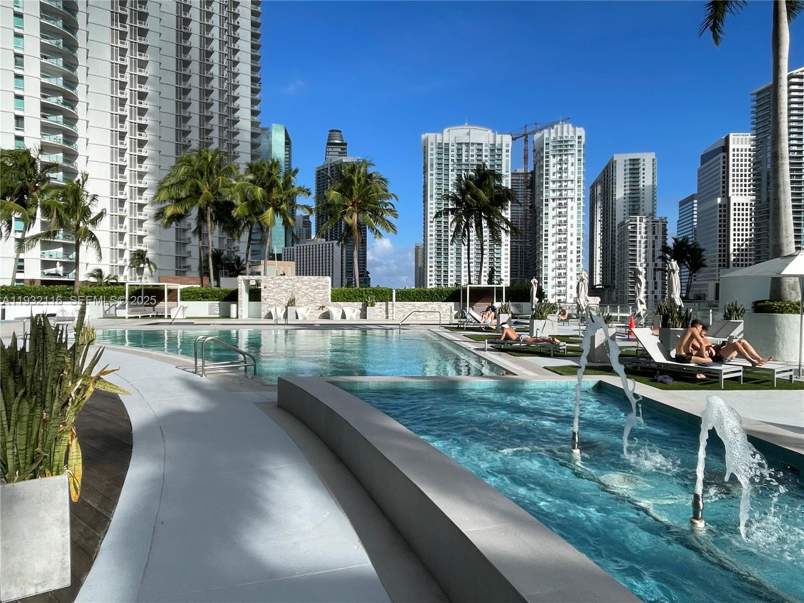 image The Ivy at Riverfront17