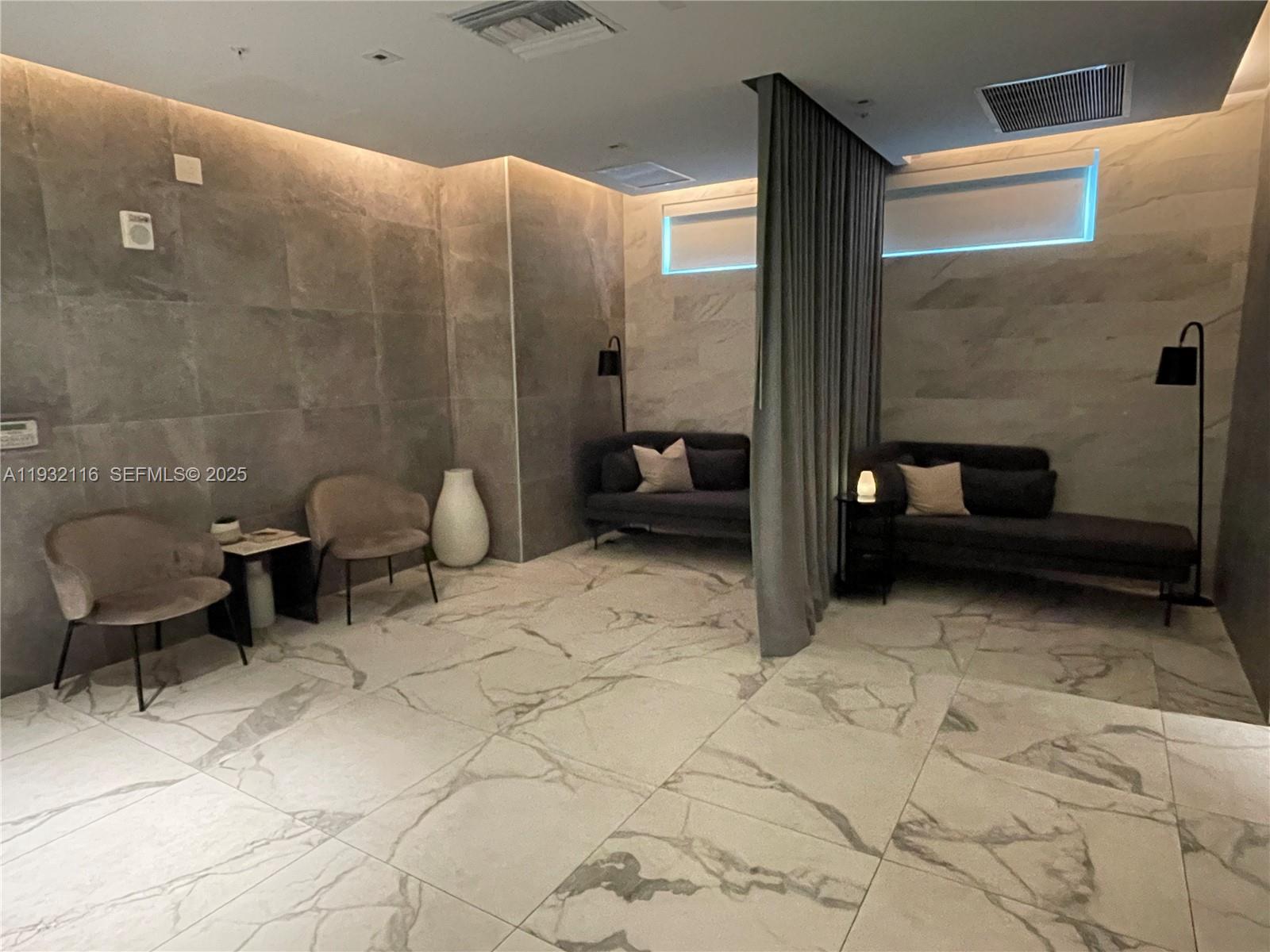 image The Ivy at Riverfront19