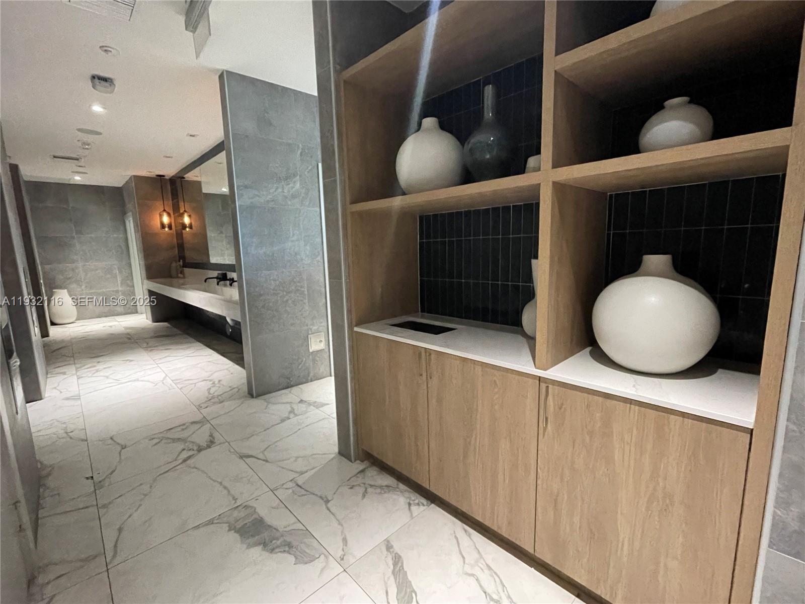 image The Ivy at Riverfront21