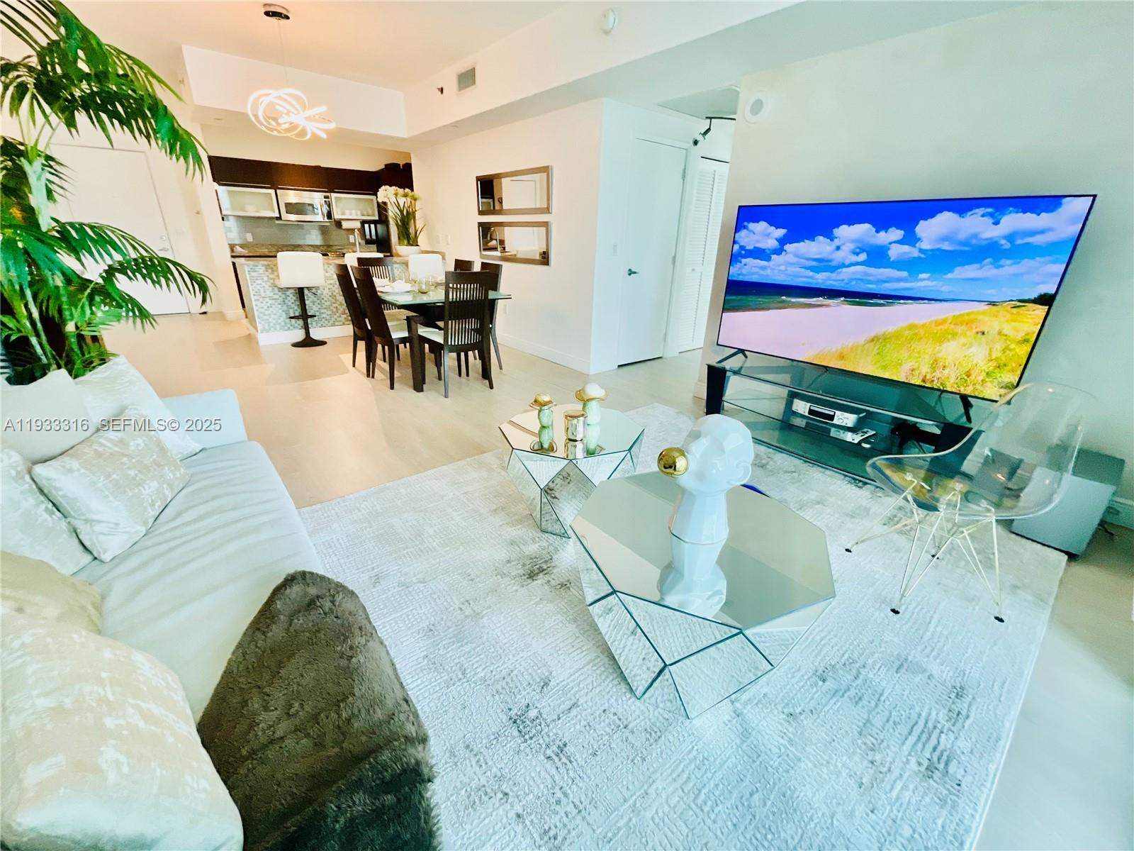 image The Plaza on Brickell East13