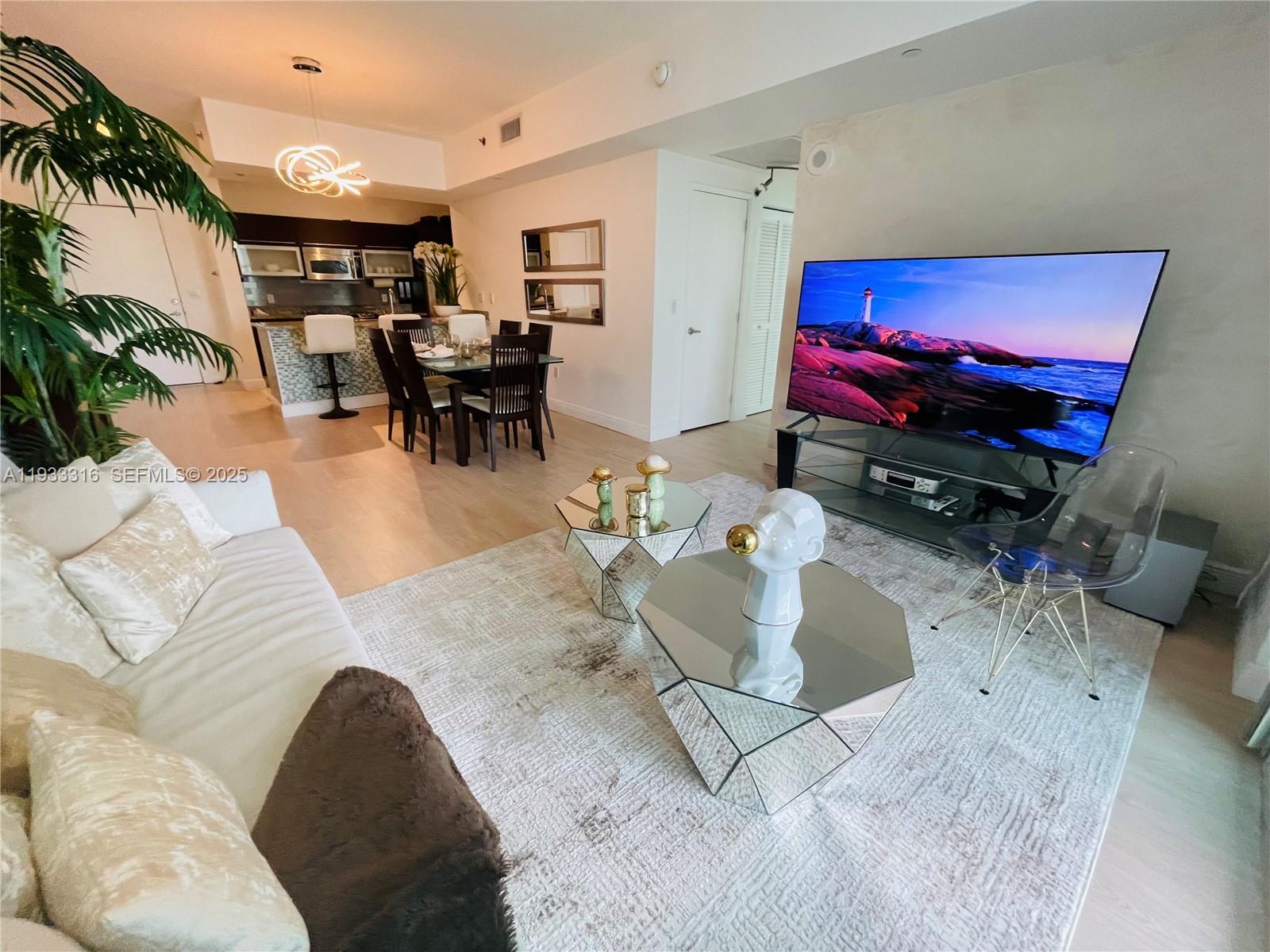 image The Plaza on Brickell East4