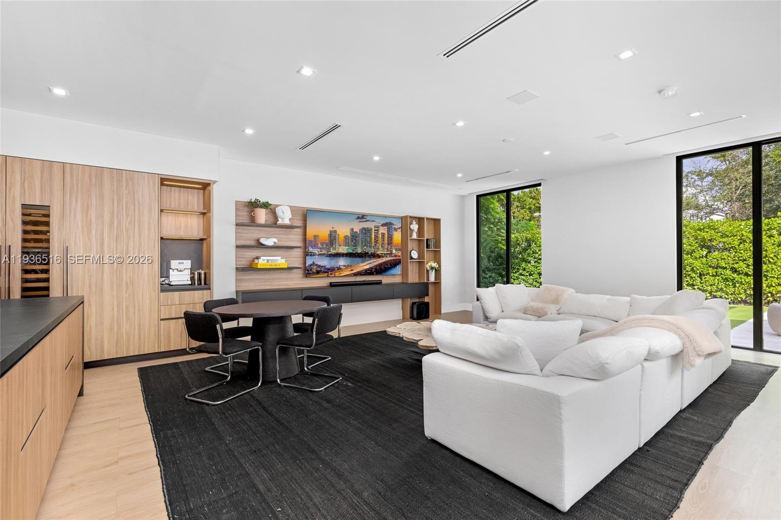 6003 SW 80th St South Miami, FL 33143