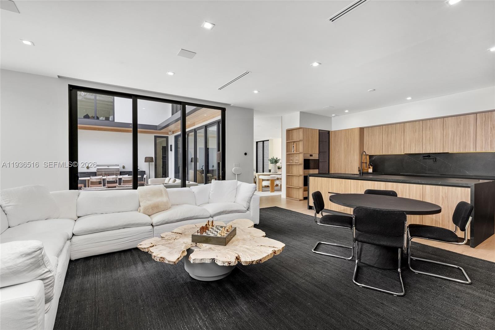 6003 SW 80th St South Miami, FL 33143