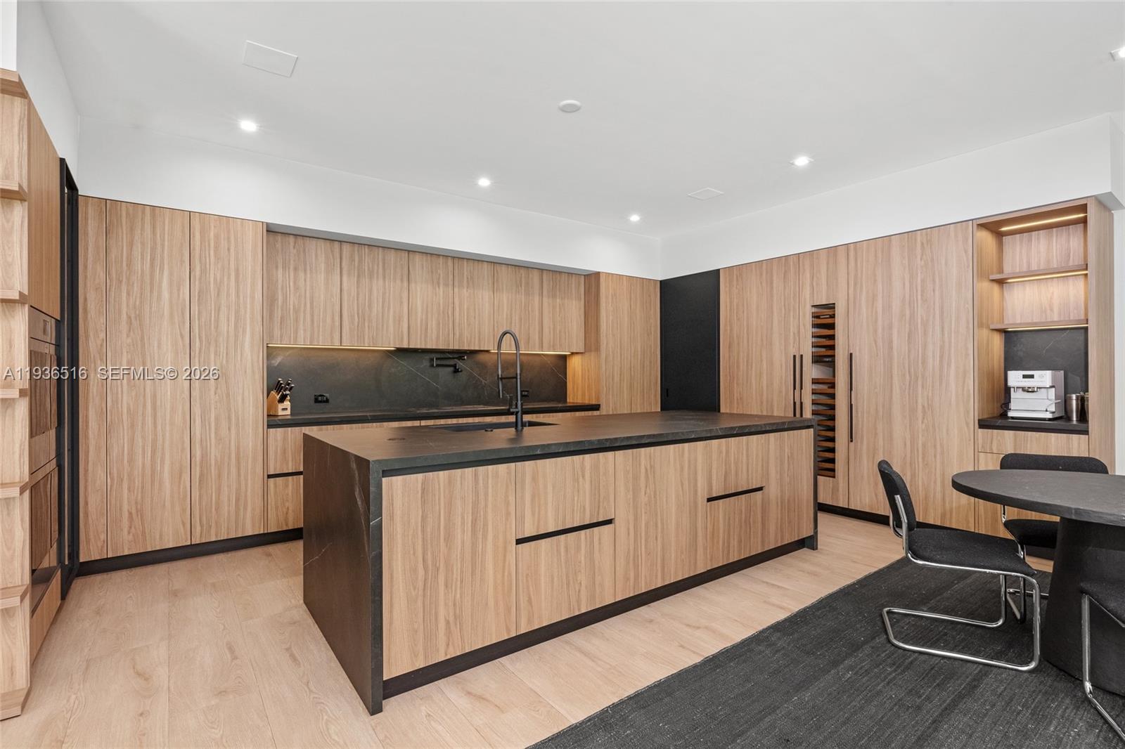 6003 SW 80th St South Miami, FL 33143