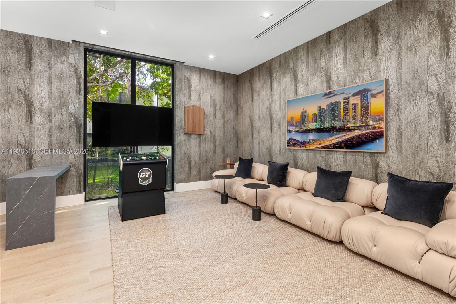 6003 SW 80th St South Miami, FL 33143