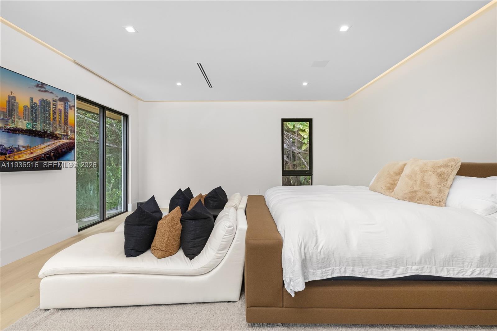 6003 SW 80th St South Miami, FL 33143