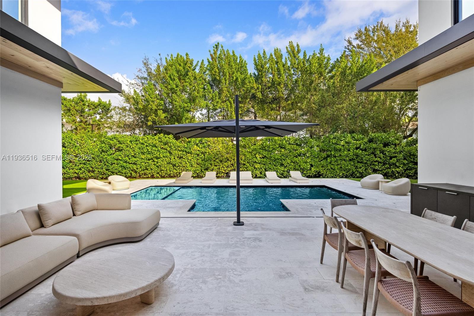 6003 SW 80th St South Miami, FL 33143