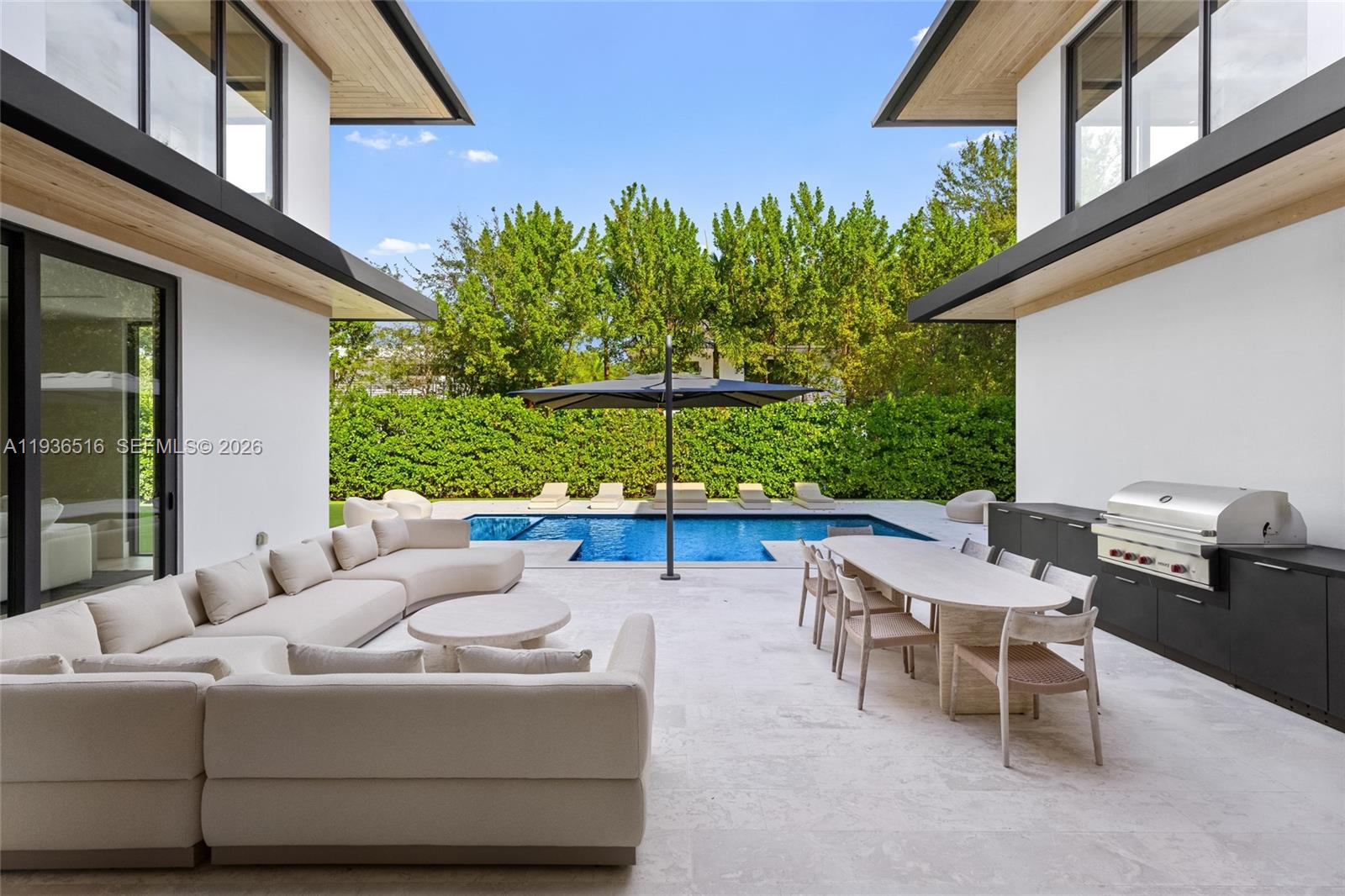 6003 SW 80th St South Miami, FL 33143