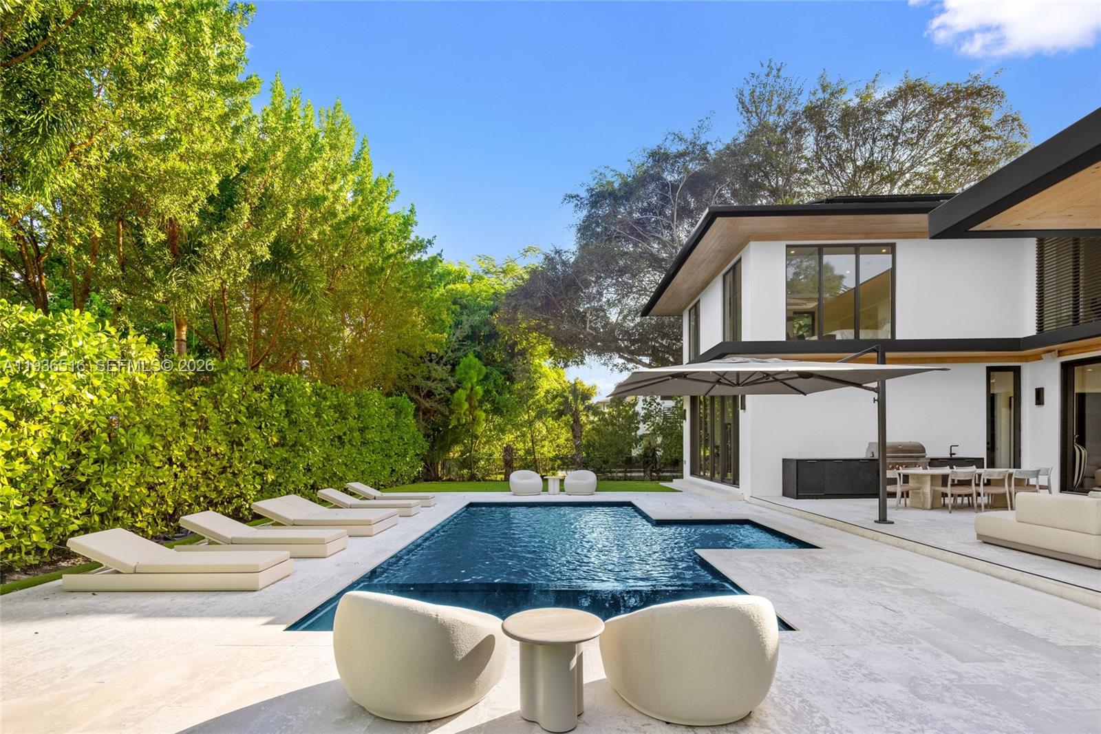 6003 SW 80th St South Miami, FL 33143