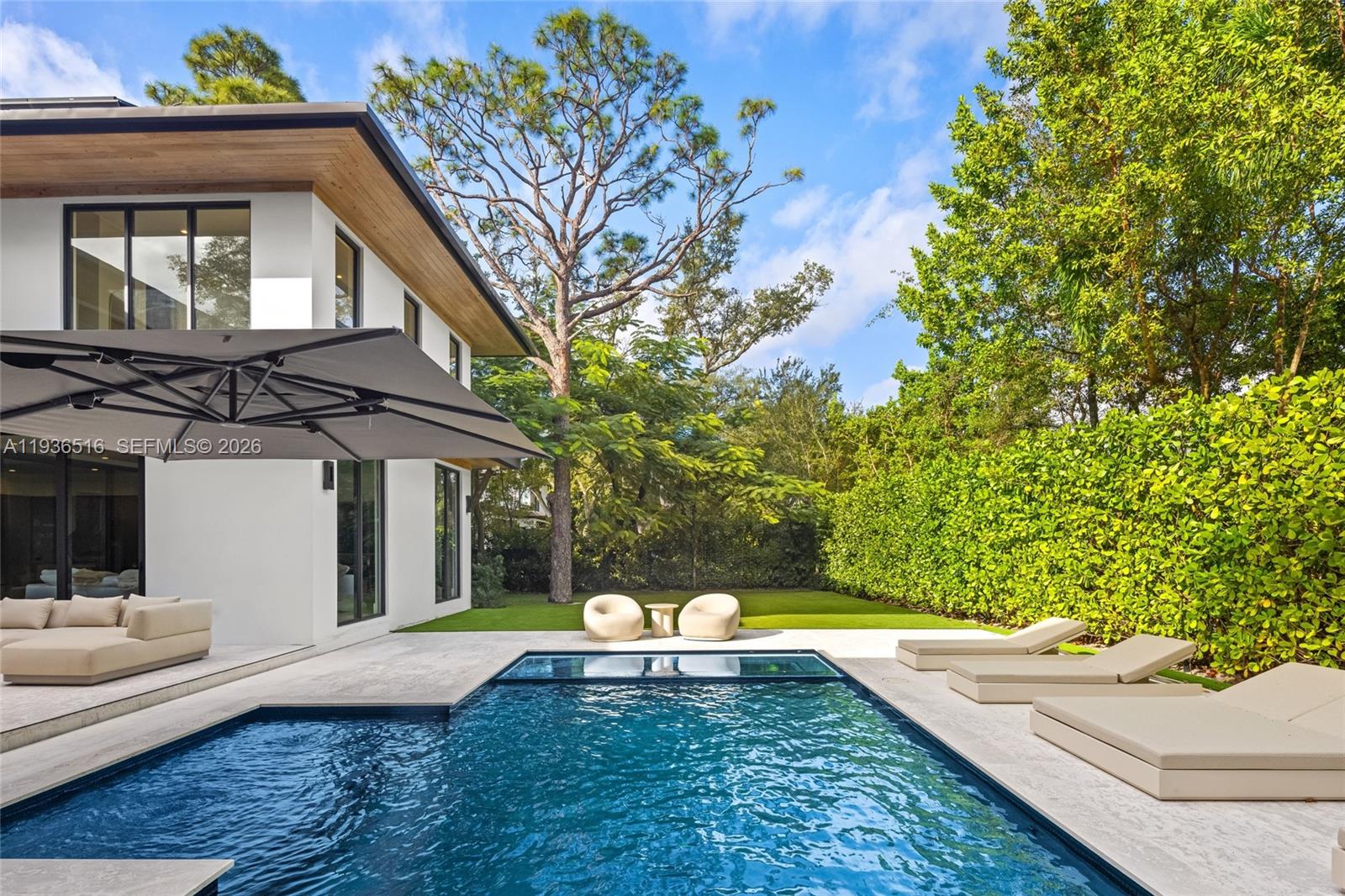 6003 SW 80th St South Miami, FL 33143