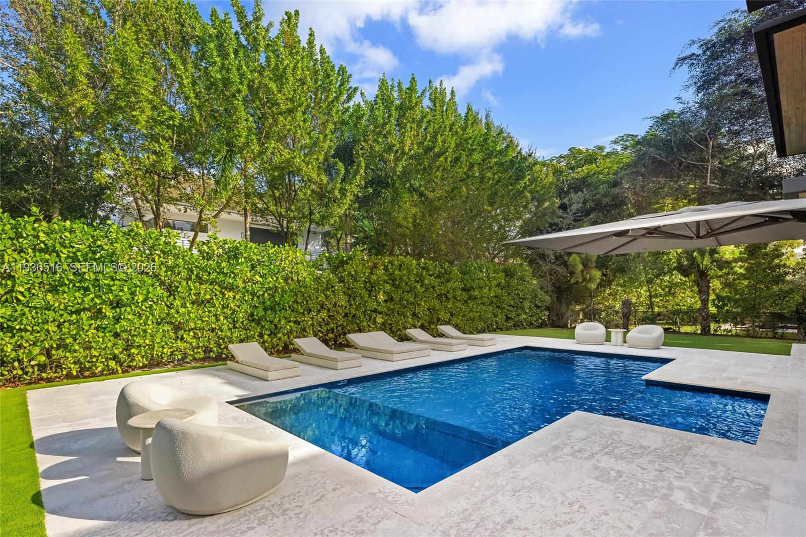 6003 SW 80th St South Miami, FL 33143