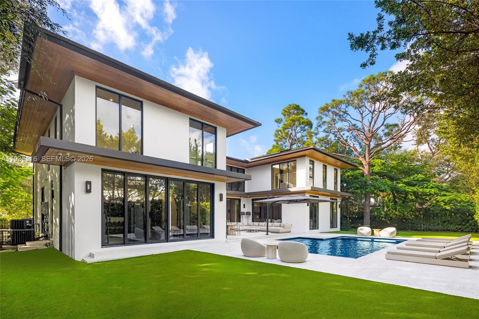 6003 SW 80th St South Miami, FL 33143