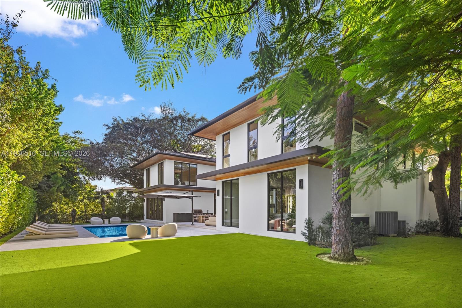 6003 SW 80th St South Miami, FL 33143