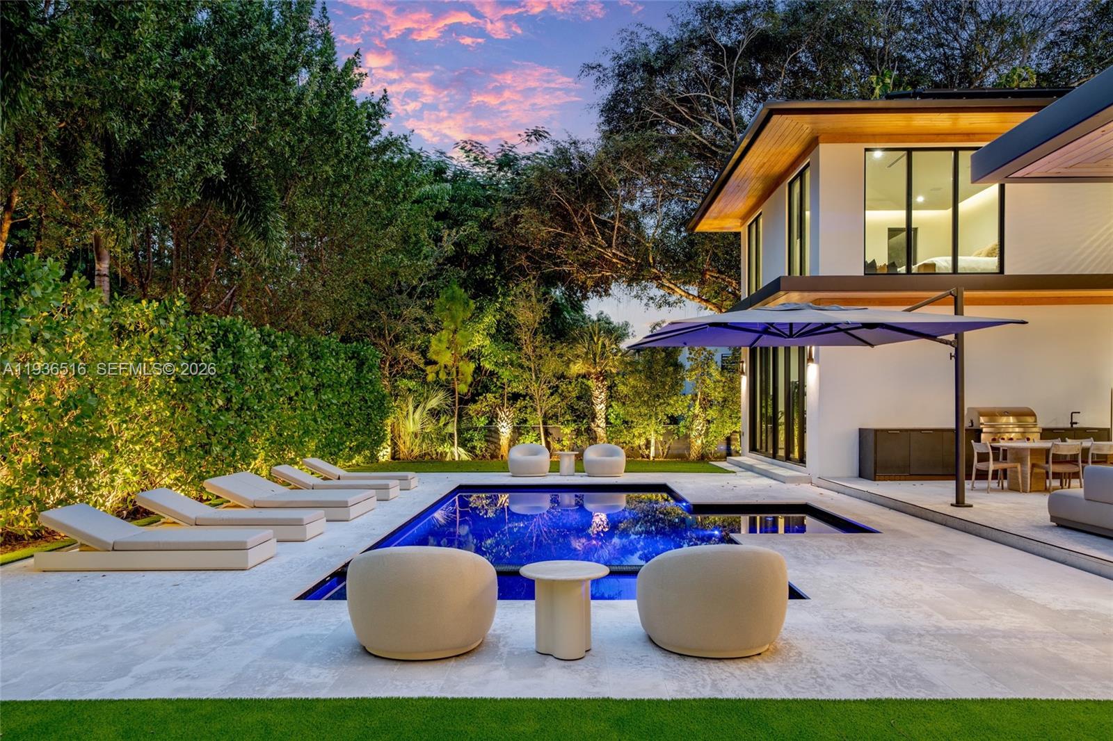 6003 SW 80th St South Miami, FL 33143