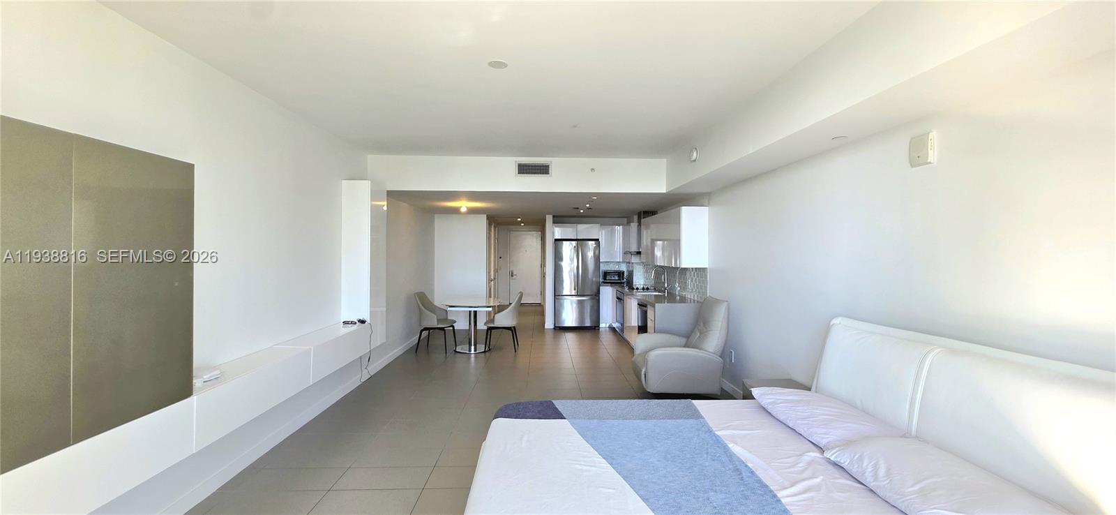 image Canvas Condo30