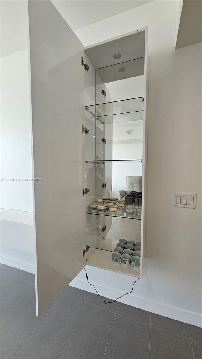 image Canvas Condo32