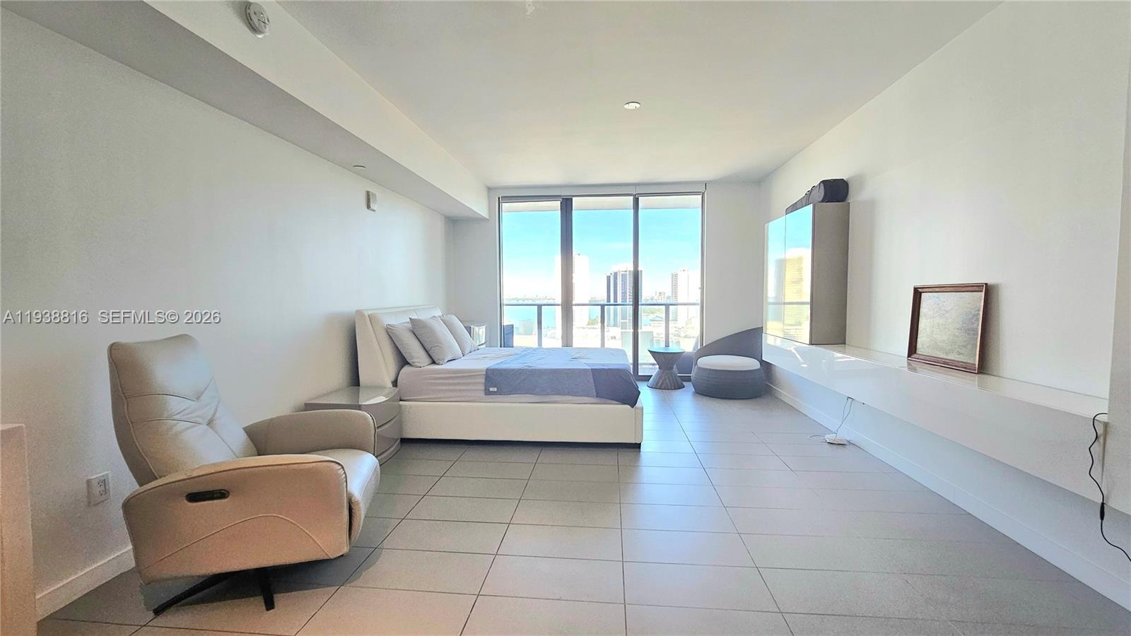 image Canvas Condo33