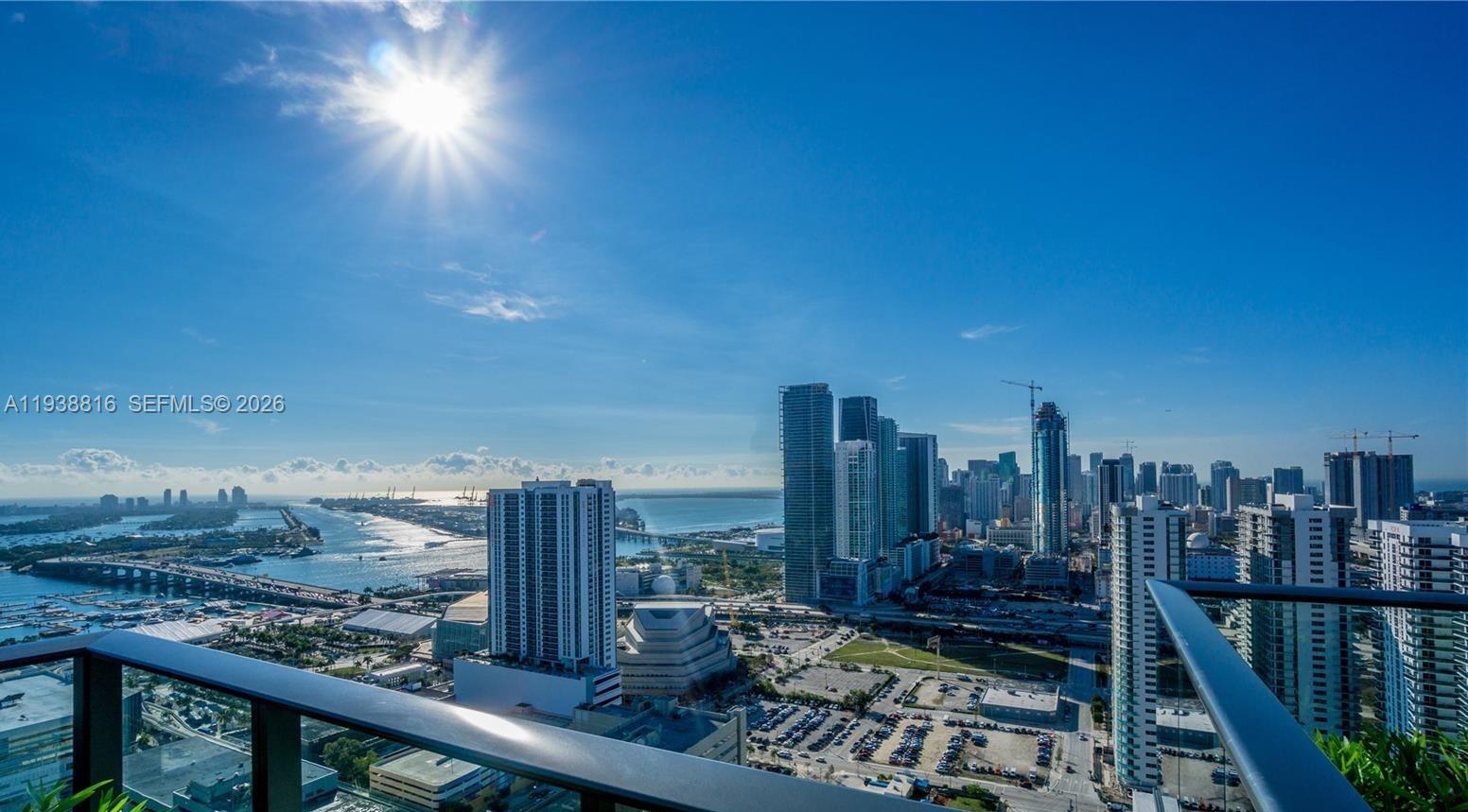 image Canvas Condo46