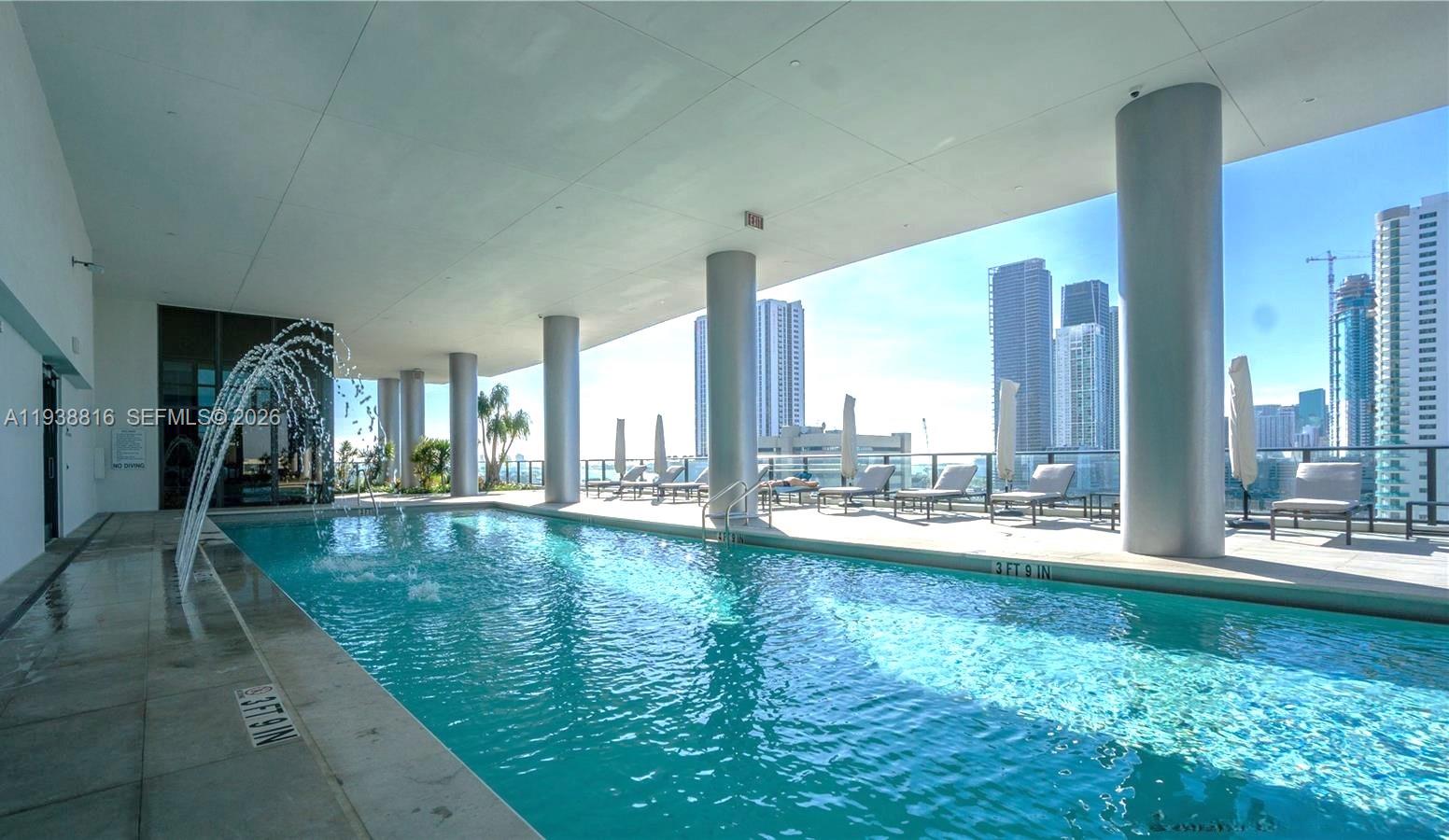 image Canvas Condo53