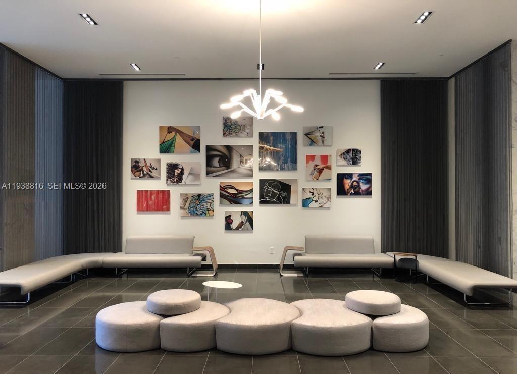 image Canvas Condo67