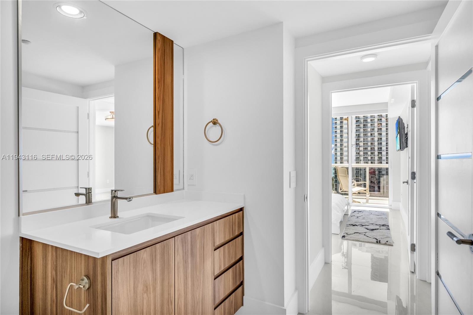 image Ocean Three Condo17