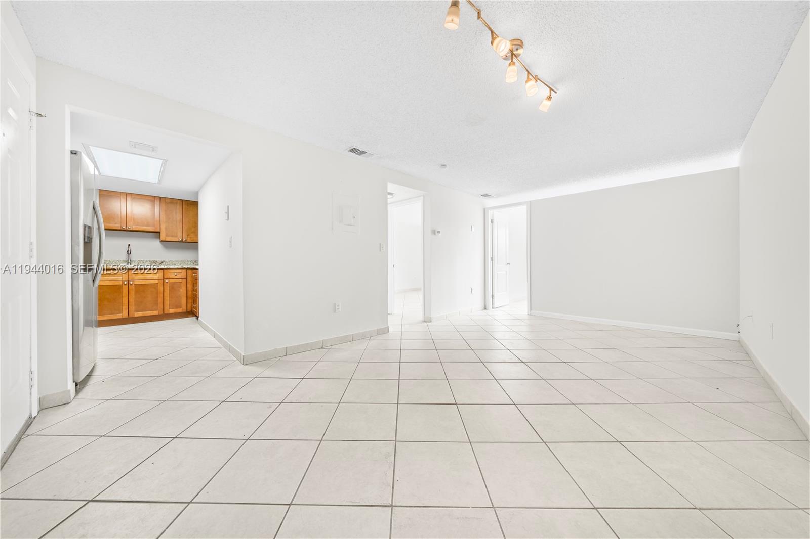 1975 Normandy Dr #206 Miami Beach, FL 33141