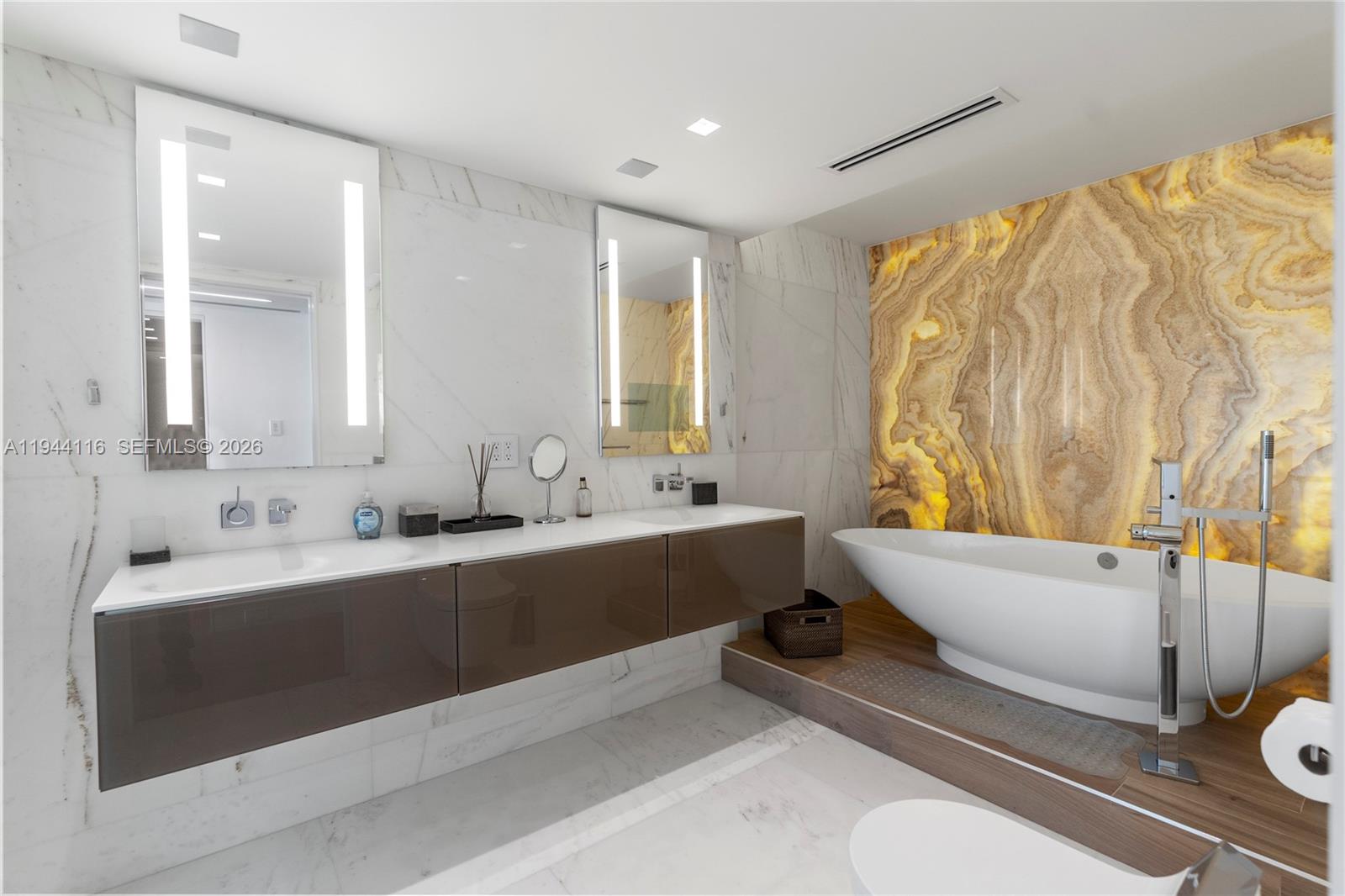 2200 S Ocean Ln #2609/2610 Fort Lauderdale, FL 33316