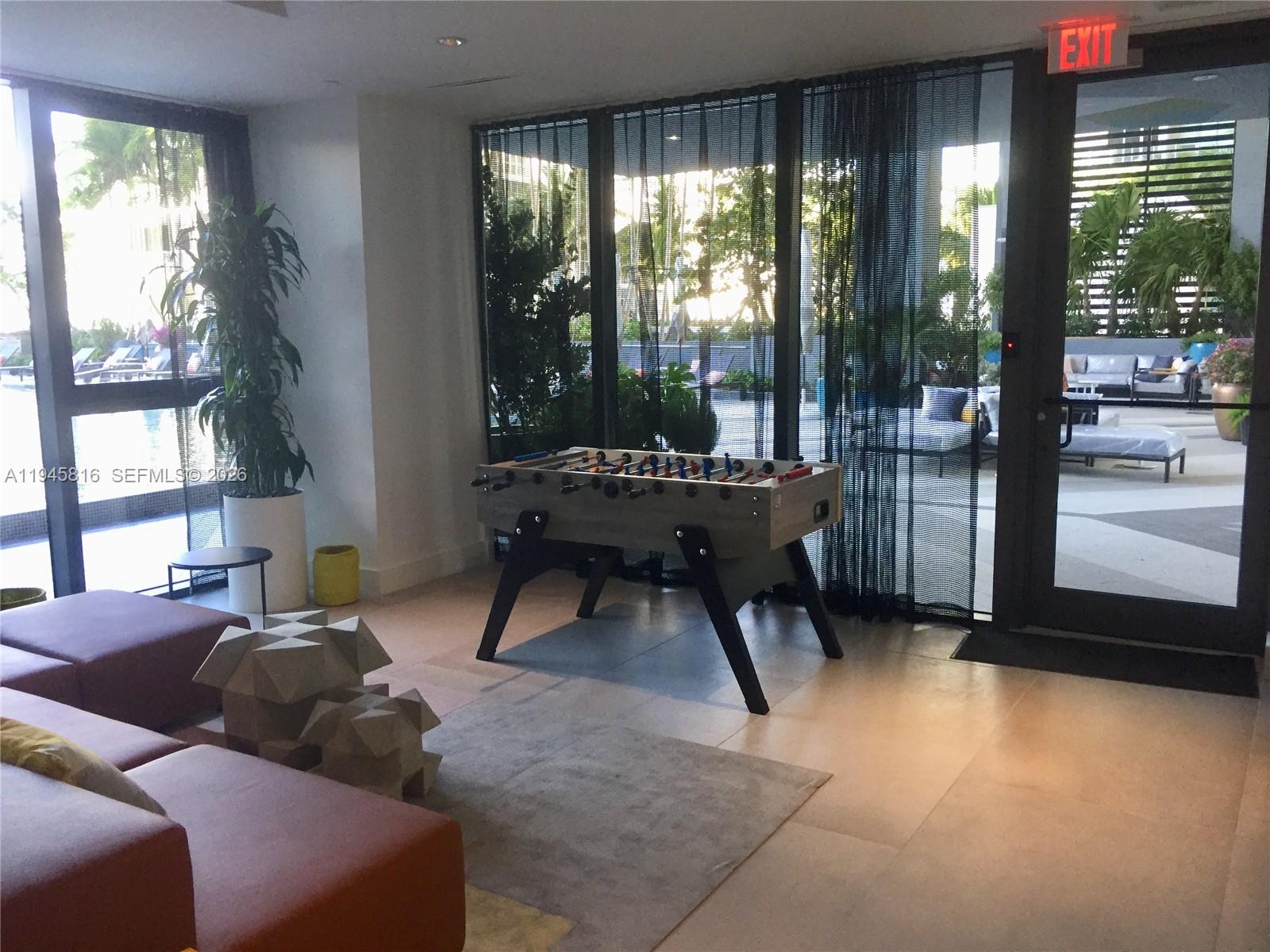 image Hyde Midtown25