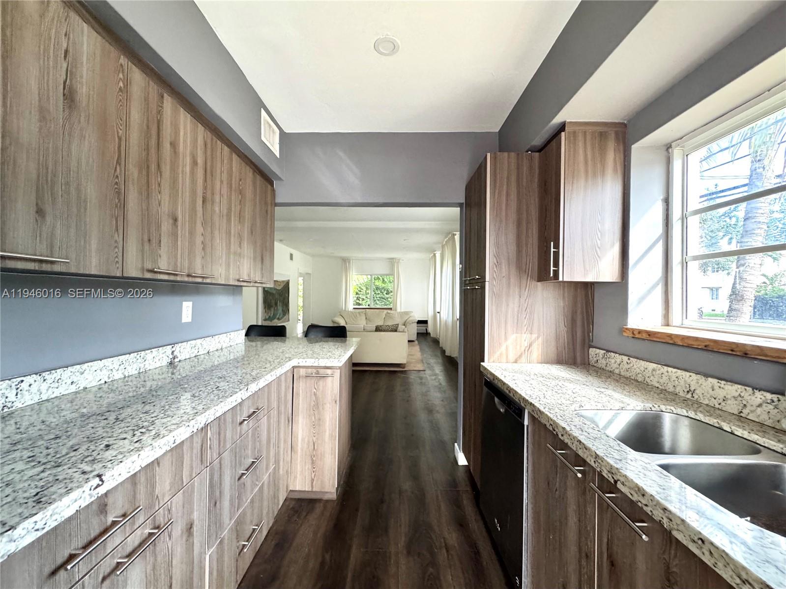 1785 Calais Dr #5 Miami Beach, FL 33141