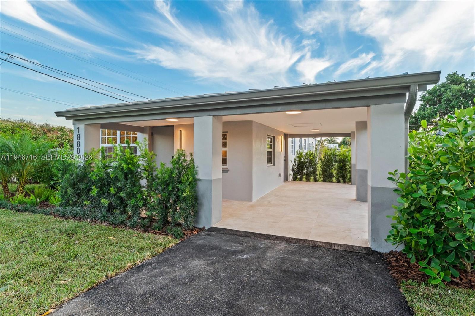 1880 NE 180th St North Miami Beach, FL 33162