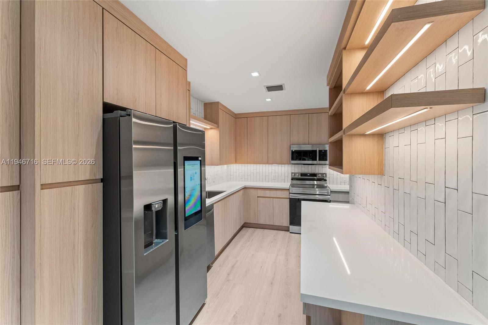 1880 NE 180th St North Miami Beach, FL 33162