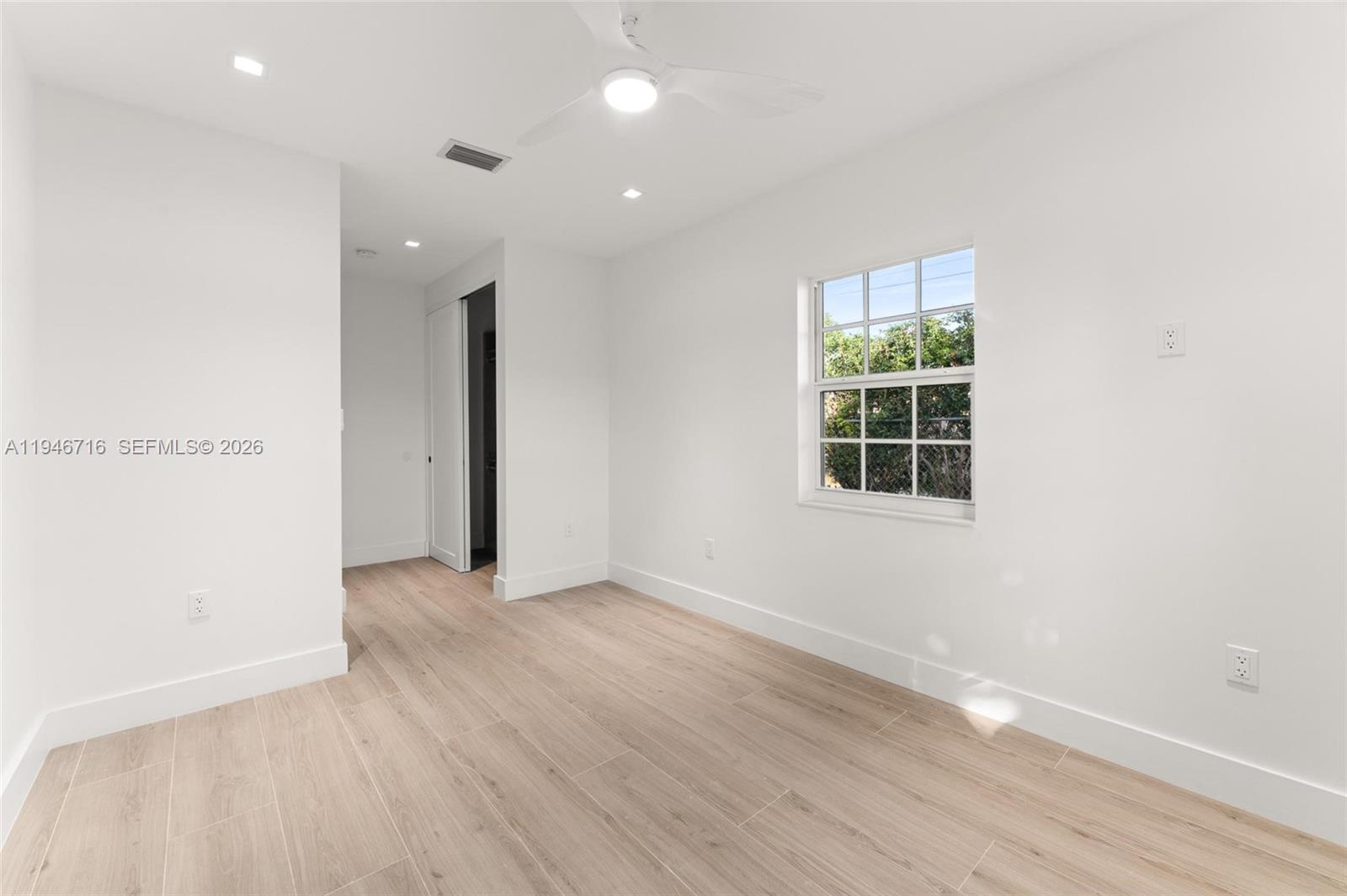 1880 NE 180th St North Miami Beach, FL 33162