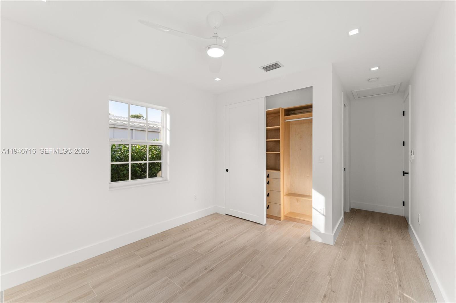 1880 NE 180th St North Miami Beach, FL 33162