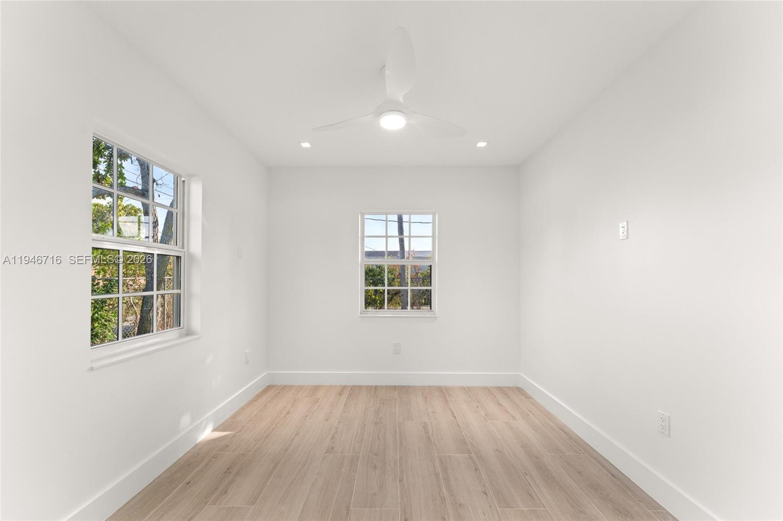 1880 NE 180th St North Miami Beach, FL 33162