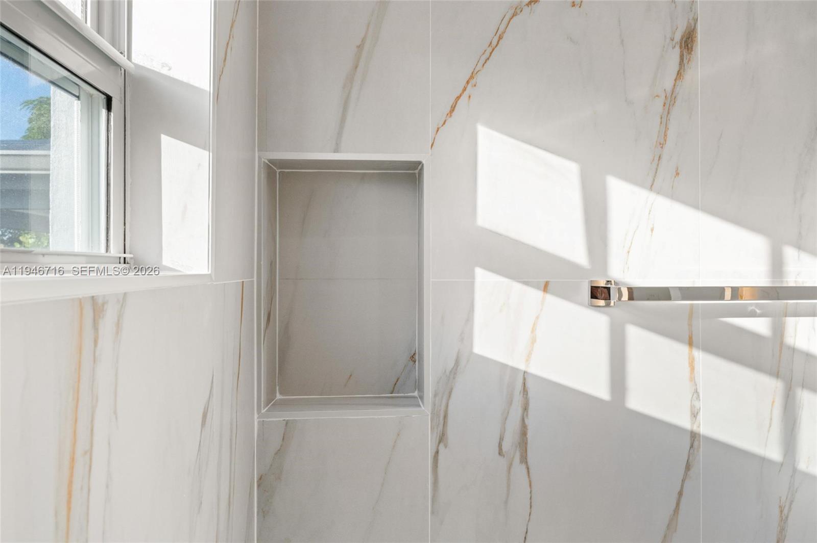 1880 NE 180th St North Miami Beach, FL 33162