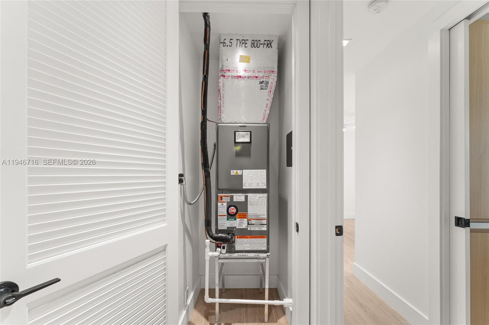 1880 NE 180th St North Miami Beach, FL 33162