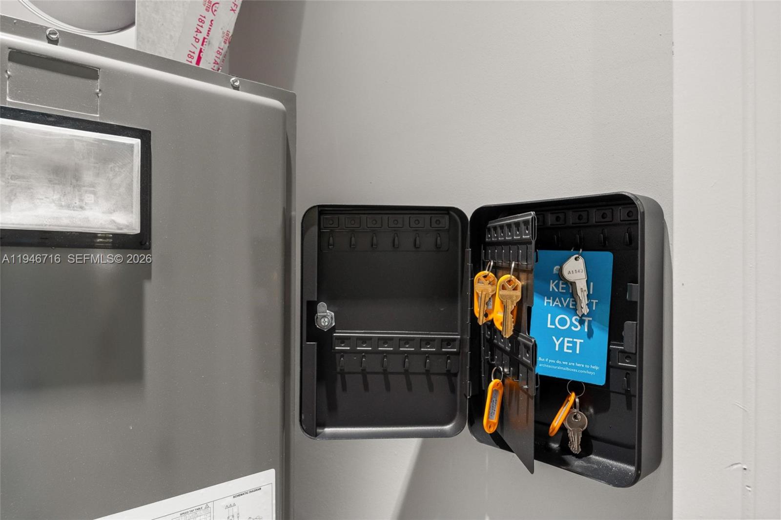 1880 NE 180th St North Miami Beach, FL 33162